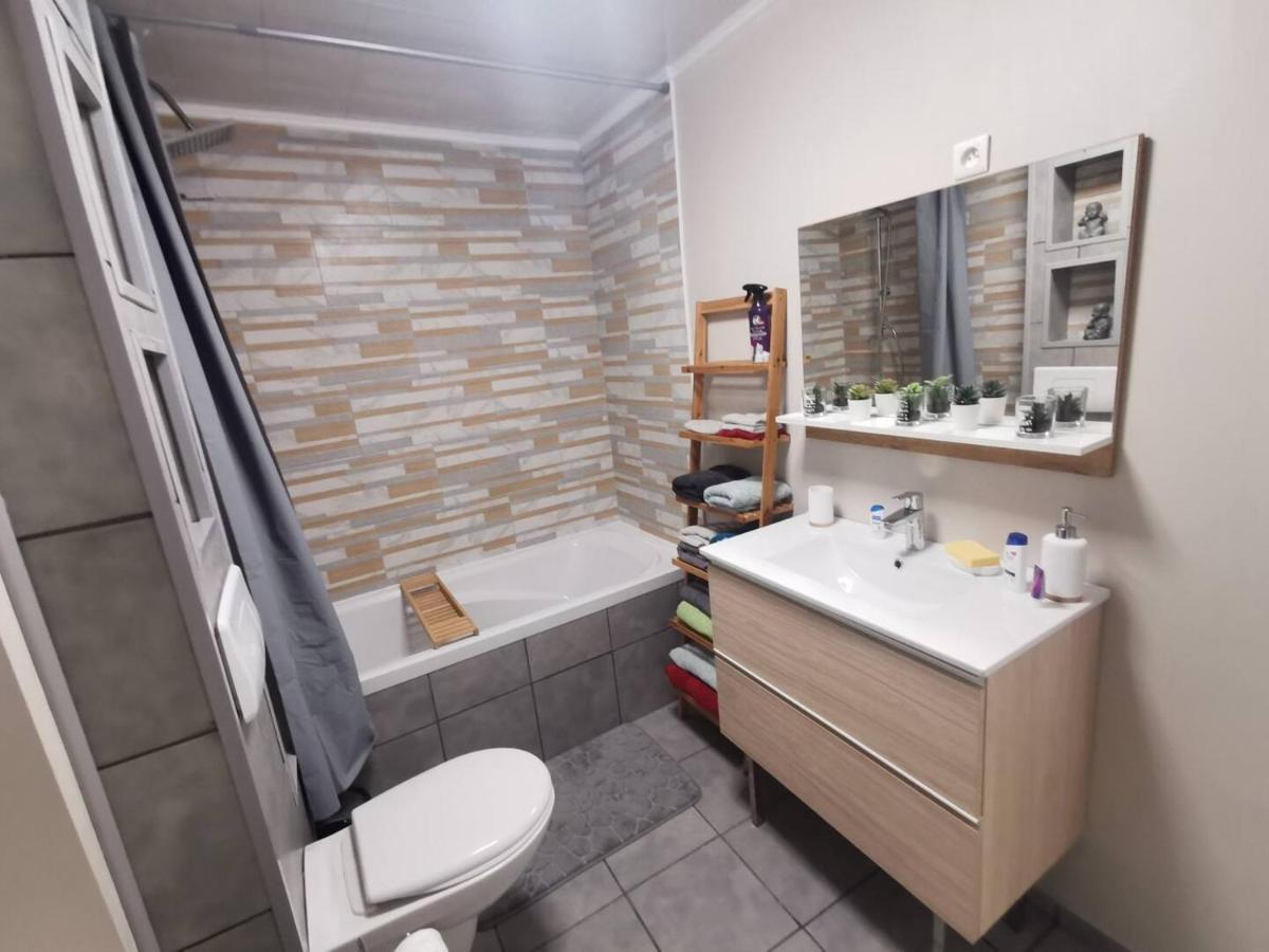 L'Aiscal Appart-Hotel 6 Personnes Calais Exterior photo
